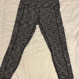 90 Degree By Reflex Black and White Patterned Leggings